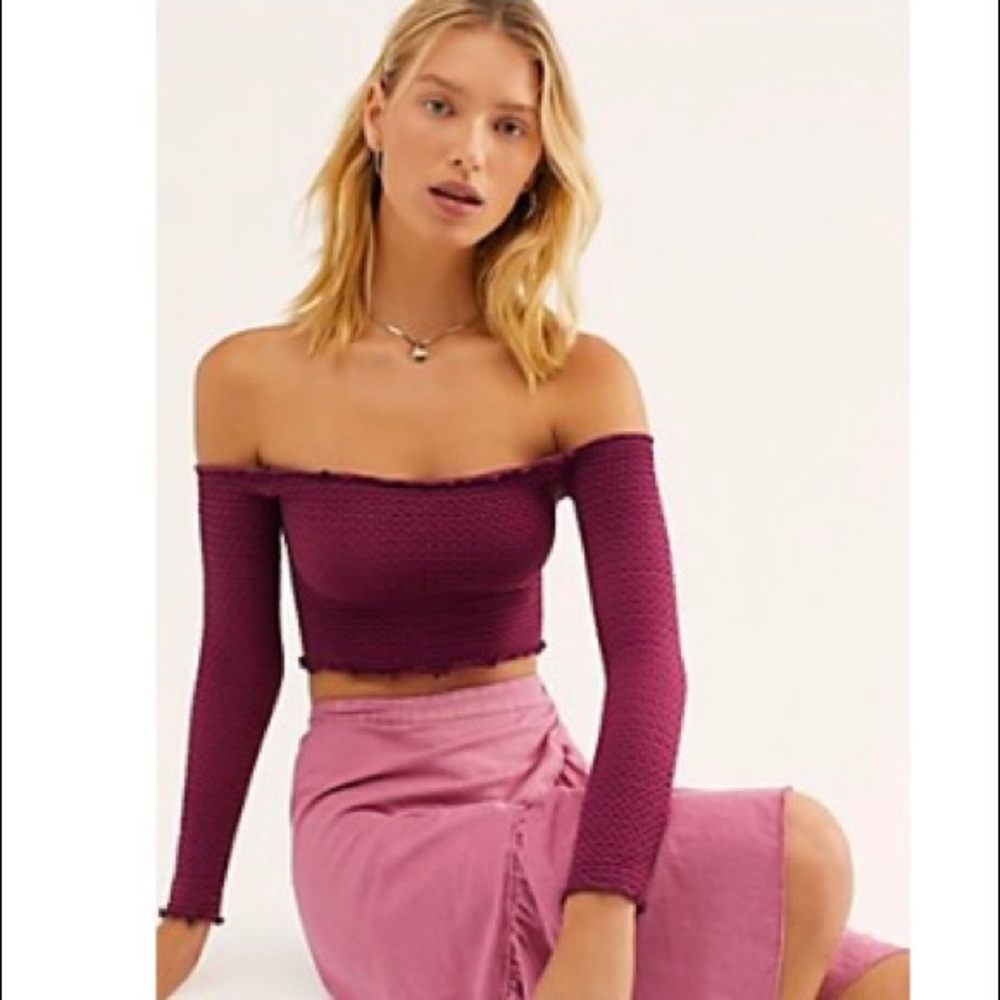 Free People long sleeve crop top - new with tags!